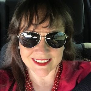 Meet your Posher, Jeannie